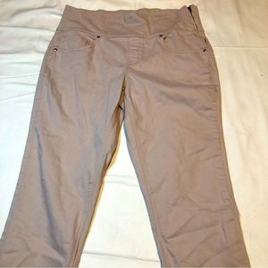 SPANX Neutral Beige High-Rise Women's Capris